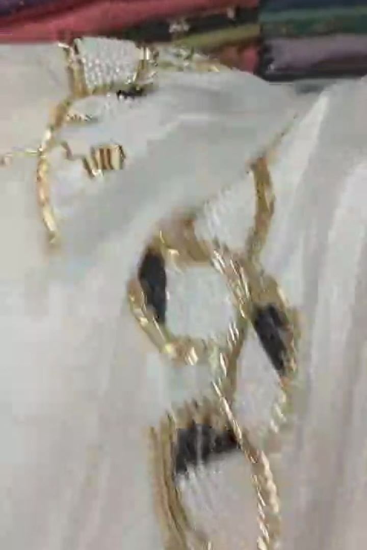 Ivory Pearl and Black Bead Leaves